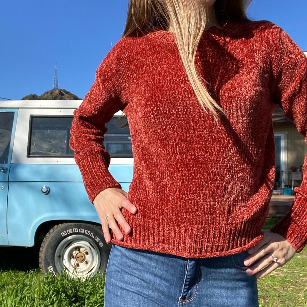 Women’s rust super soft sweater